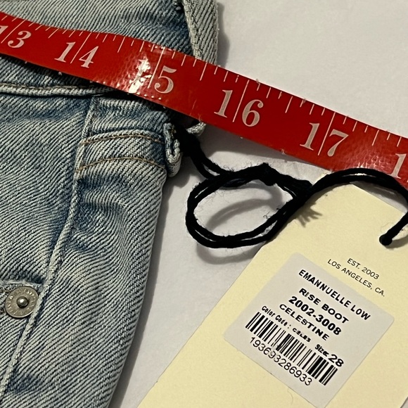 ✨HP✨ NWTS CITIZENS OF HUMANITY EMANNUELLE BOOTCUT JEANS (28) - Picture 13 of 16